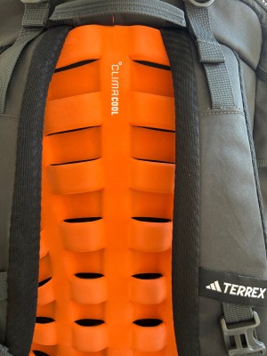 Tuotetta adidas Terrex - Terrex Xploric Climacool Backpack 30 - Vaellusreppu koskeva kuva 1 käyttäjältä Weronika