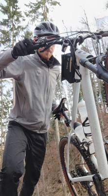 Tuotetta Arc'teryx - Kyanite Lightweight Jacket - Fleecetakki koskeva kuva 1 käyttäjältä Lukas