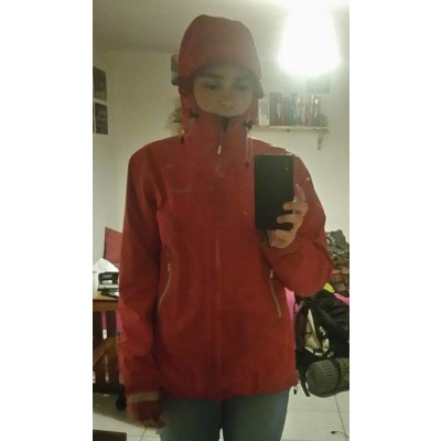 Tuotetta Bergans - Letto Lady Jacket - Sadetakki koskeva kuva 1 käyttäjältä Rikke 