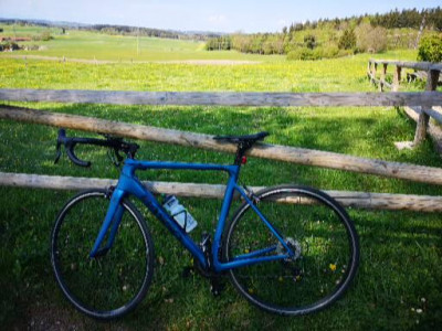 Tuotetta Bergfreunde - Cycling Water Bottle BIO - Juomapullo pyörään koskeva kuva 1 käyttäjältä Silke