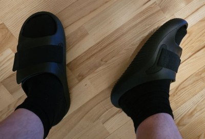 Tuotetta Crocs - Mellow Luxe Recovery Slide - Sandaalit koskeva kuva 1 käyttäjältä Jan