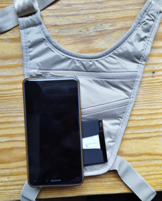 Tuotetta Deuter - Security Holster - Olkalaukku koskeva kuva 1 käyttäjältä Jean-René