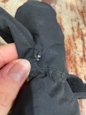 Tuotetta Heber Peak - Kids PinusHe. Mittens - Käsineet koskeva kuva 1 käyttäjältä Jessica