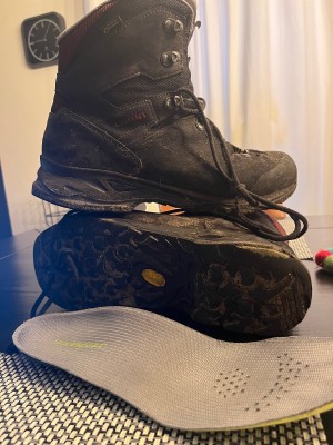 Tuotetta Lowa - Baldo GTX - Vaelluskengät koskeva kuva 1 k&auml;ytt&auml;j&auml;lt&auml; Jan