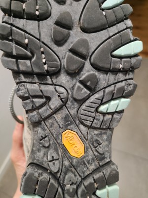 Tuotetta Merrell - Women's Moab 3 Mid GTX - Vaelluskengät koskeva kuva 1 käyttäjältä Aleksandra
