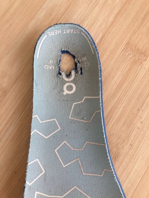 Tuotetta On - Kid's Cloudhero Mid Waterproof - Multisport-kengät koskeva kuva 1 käyttäjältä Katharina