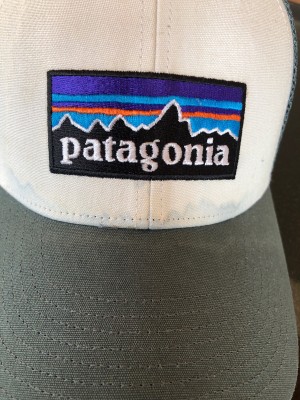 Tuotetta Patagonia - P-6 Logo Lopro Trucker Hat - Lippalakki koskeva kuva 1 käyttäjältä Beat