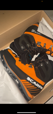Tuotetta Scarpa - Mont Blanc Pro GTX - Vuoristokengät koskeva kuva 1 k&auml;ytt&auml;j&auml;lt&auml; Jj