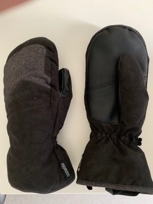Tuotetta Snowlife - Venture GTX Mitten - Käsineet koskeva kuva 1 käyttäjältä Tanja
