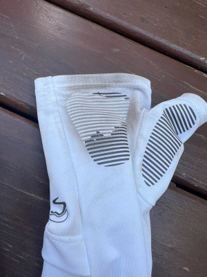 Tuotetta Sunday Afternoons - UV Shield Cool Sleeves With Hand Cover - Käsivarsien lämmittimet koskeva kuva 1 käyttäjältä Christina